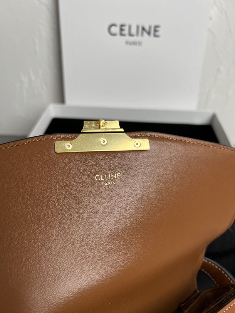 Ce1i*e triomphe bags